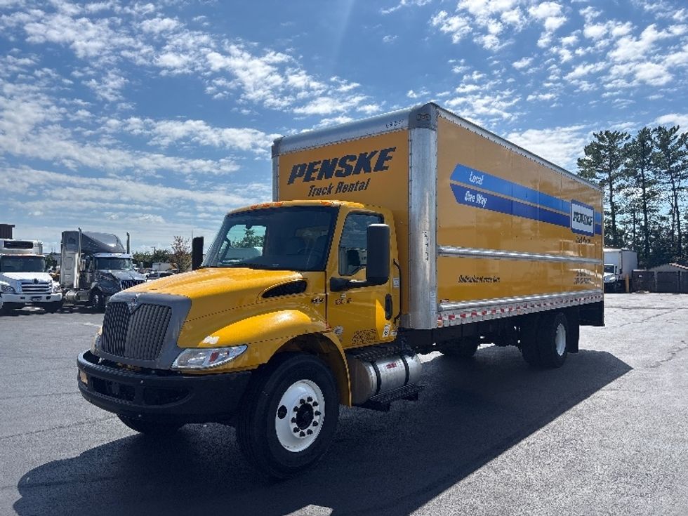 Medium Duty Box Truck-Light and Medium Duty Trucks-International-2022-MV607-Sterling-VA-236,324\n\t\tmiles-$ 37,000 - Image 3