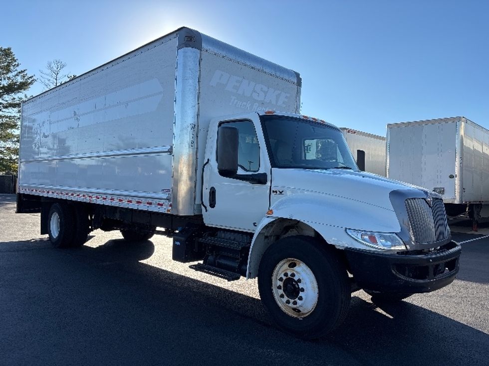 Medium Duty Box Truck-Light and Medium Duty Trucks-International-2022-MV607-Sterling-VA-241,524\n\t\tmiles-$ 41,000 - Image 1
