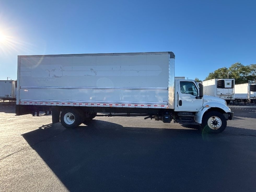 Medium Duty Box Truck-Light and Medium Duty Trucks-International-2022-MV607-Sterling-VA-241,524\n\t\tmiles-$ 41,000 - Image 15