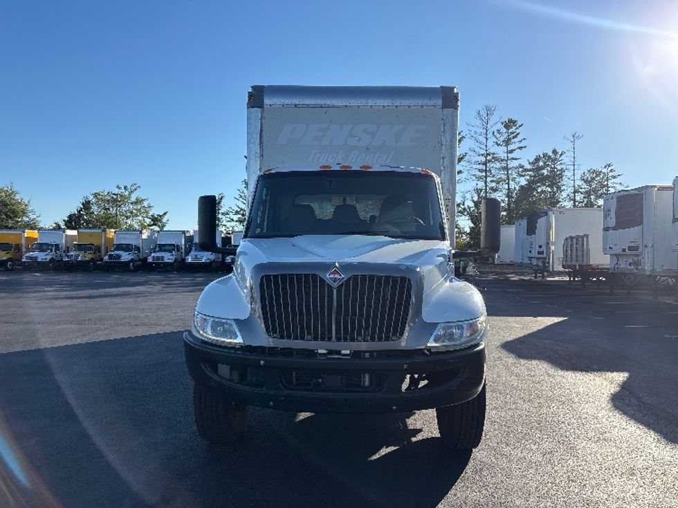 Medium Duty Box Truck-Light and Medium Duty Trucks-International-2022-MV607-Sterling-VA-241,524\n\t\tmiles-$ 41,000 - Image 2