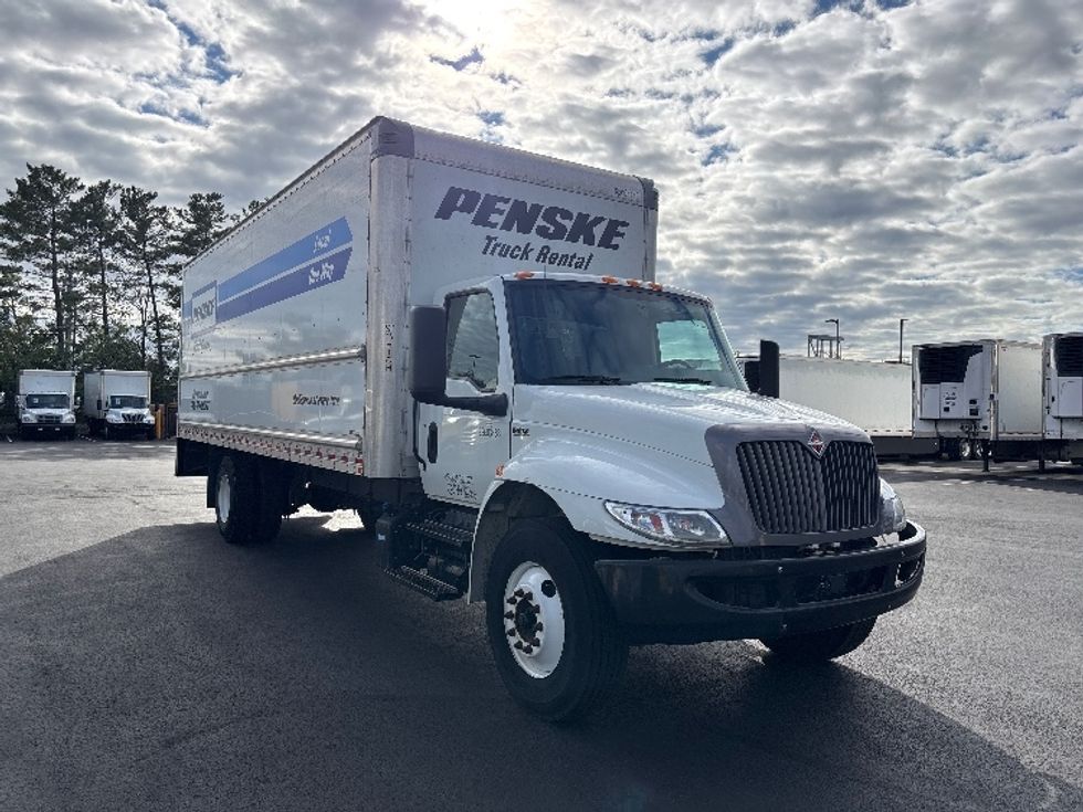Medium Duty Box Truck-Light and Medium Duty Trucks-International-2022-MV607-Sterling-VA-242,064\n\t\tmiles-$ 40,750 - Image 1