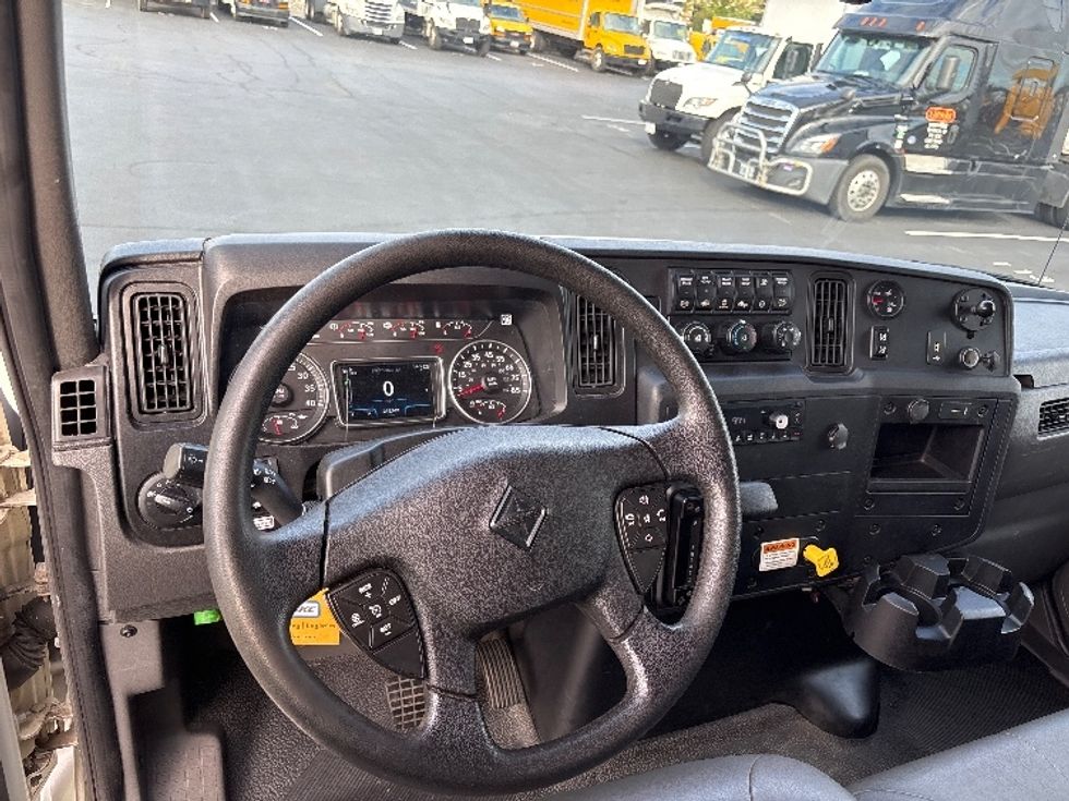 Medium Duty Box Truck-Light and Medium Duty Trucks-International-2022-MV607-Sterling-VA-242,064\n\t\tmiles-$ 40,750 - Image 18