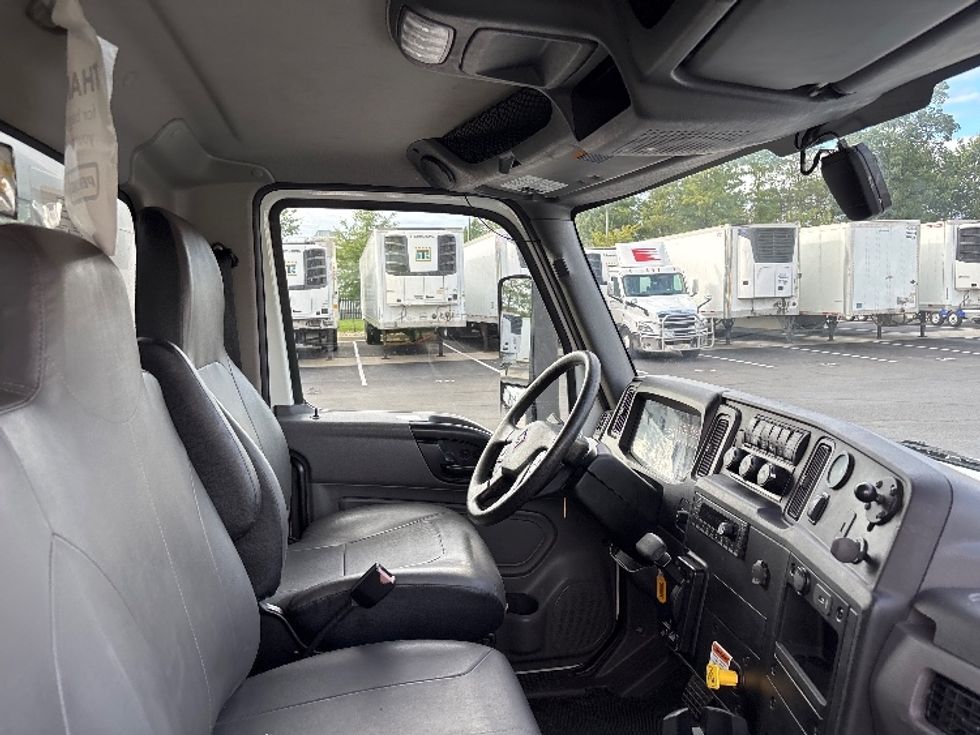 Medium Duty Box Truck-Light and Medium Duty Trucks-International-2022-MV607-Sterling-VA-242,064\n\t\tmiles-$ 40,750 - Image 22