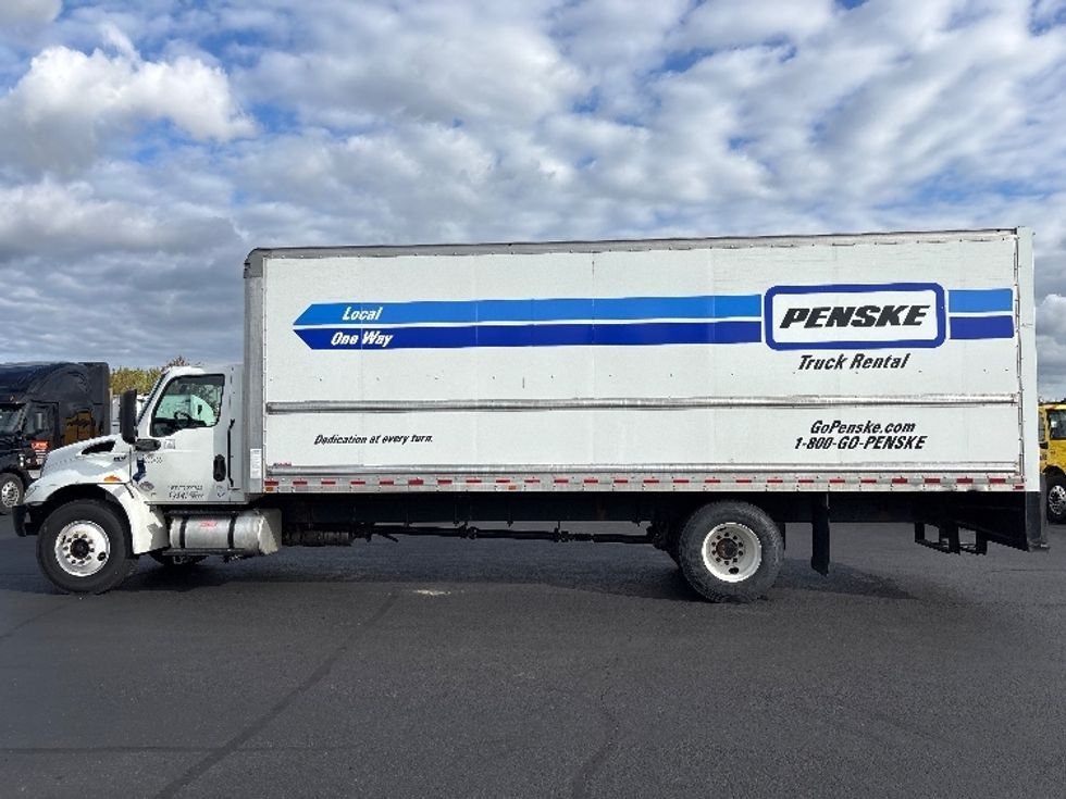 Medium Duty Box Truck-Light and Medium Duty Trucks-International-2022-MV607-Sterling-VA-242,064\n\t\tmiles-$ 40,750 - Image 4