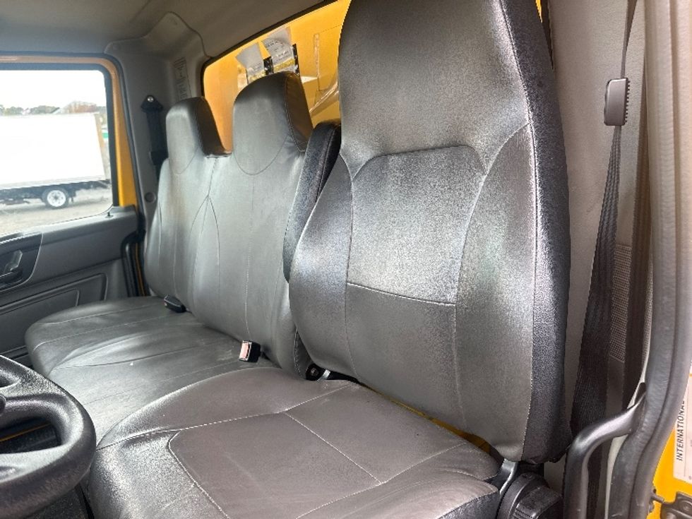 Medium Duty Box Truck-Light and Medium Duty Trucks-International-2022-MV607-Sterling-VA-90,201\n\t\tmiles-$ 70,750 - Image 19