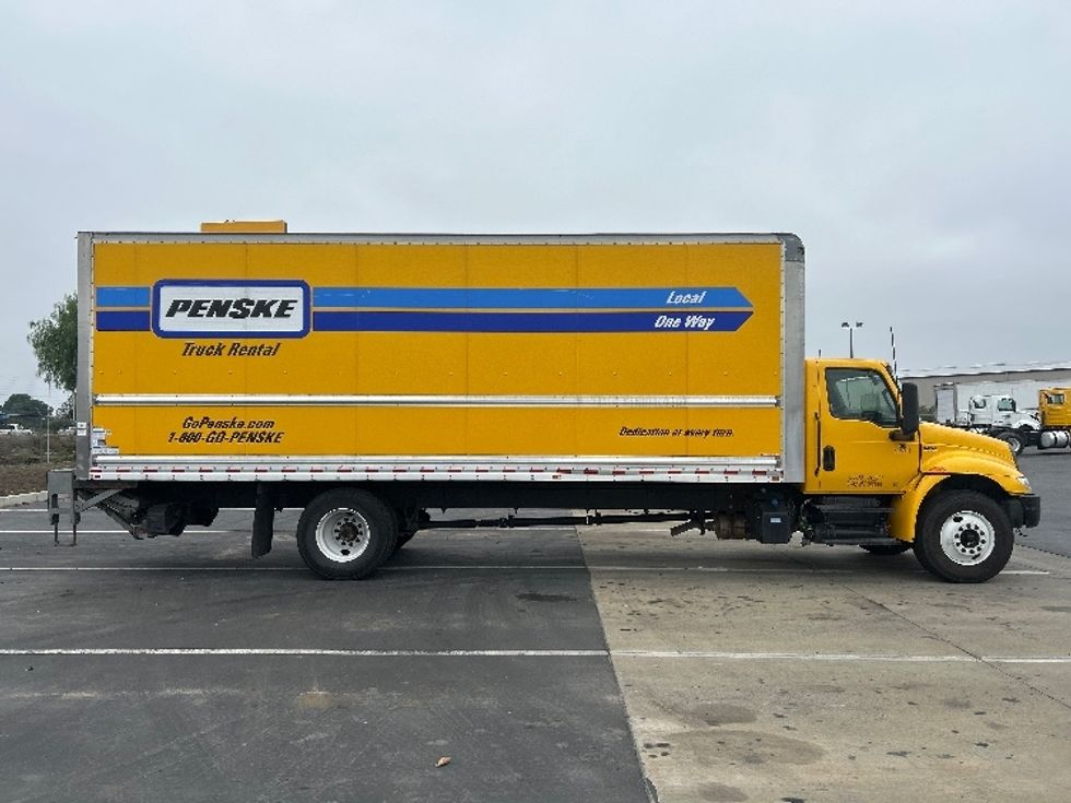 Medium Duty Box Truck-Light and Medium Duty Trucks-International-2022-MV607-Stockton-CA-175,777\n\t\tmiles-$ 57,750 - Image 15