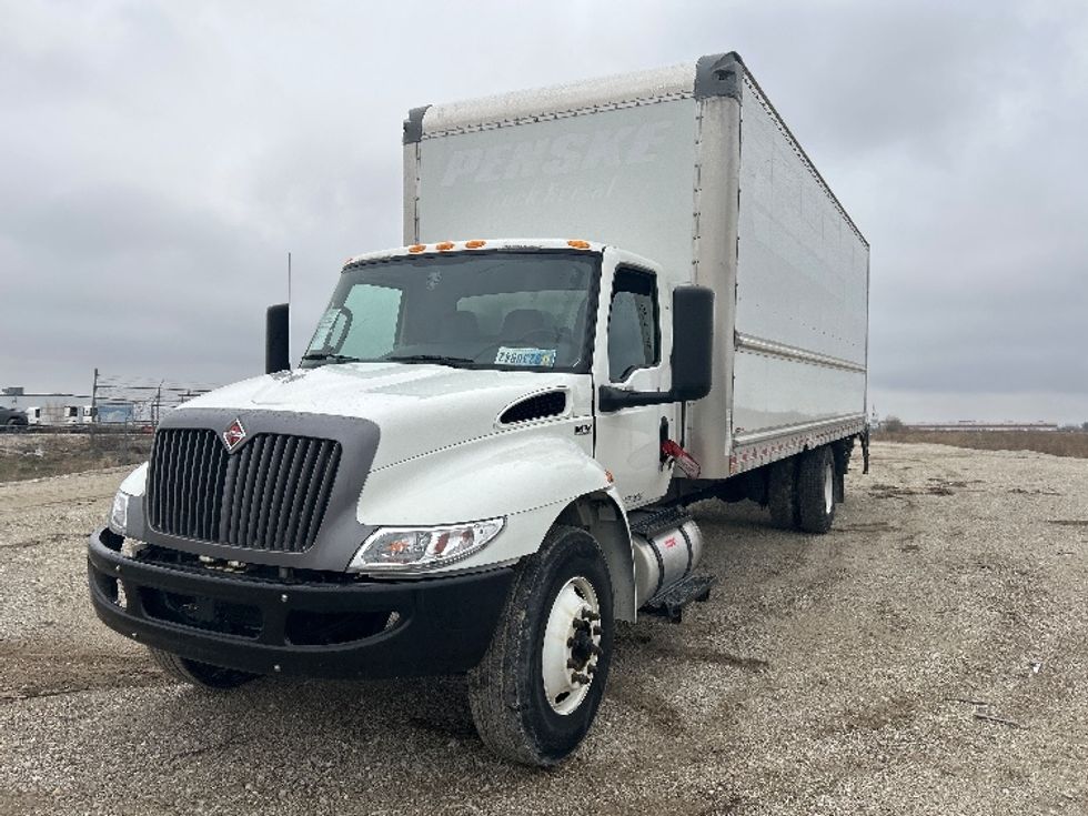 Medium Duty Box Truck-Light and Medium Duty Trucks-International-2022-MV607-Sturtevant-WI-107,836\n\t\tmiles-$ 71,750 - Image 3