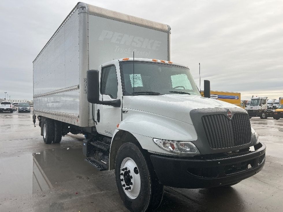 Medium Duty Box Truck-Light and Medium Duty Trucks-International-2022-MV607-Sturtevant-WI-121,901\n\t\tmiles-$ 65,500 - Image 1