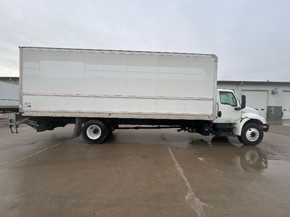 Medium Duty Box Truck-Light and Medium Duty Trucks-International-2022-MV607-Sturtevant-WI-121,901\n\t\tmiles-$ 65,500 - Image 15