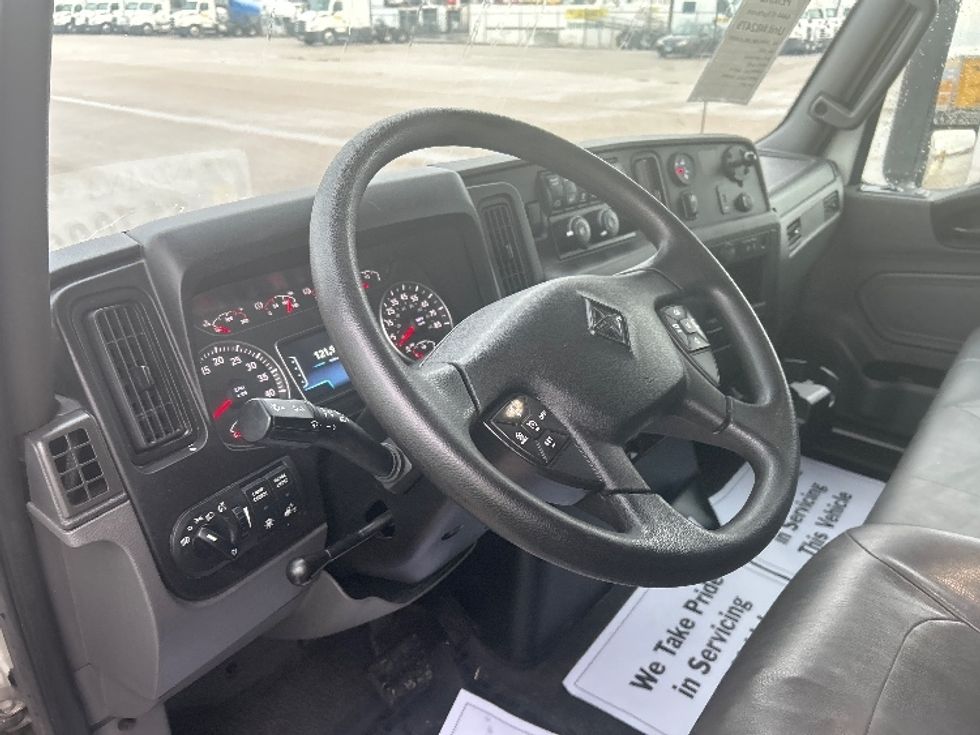 Medium Duty Box Truck-Light and Medium Duty Trucks-International-2022-MV607-Sturtevant-WI-121,901\n\t\tmiles-$ 65,500 - Image 17