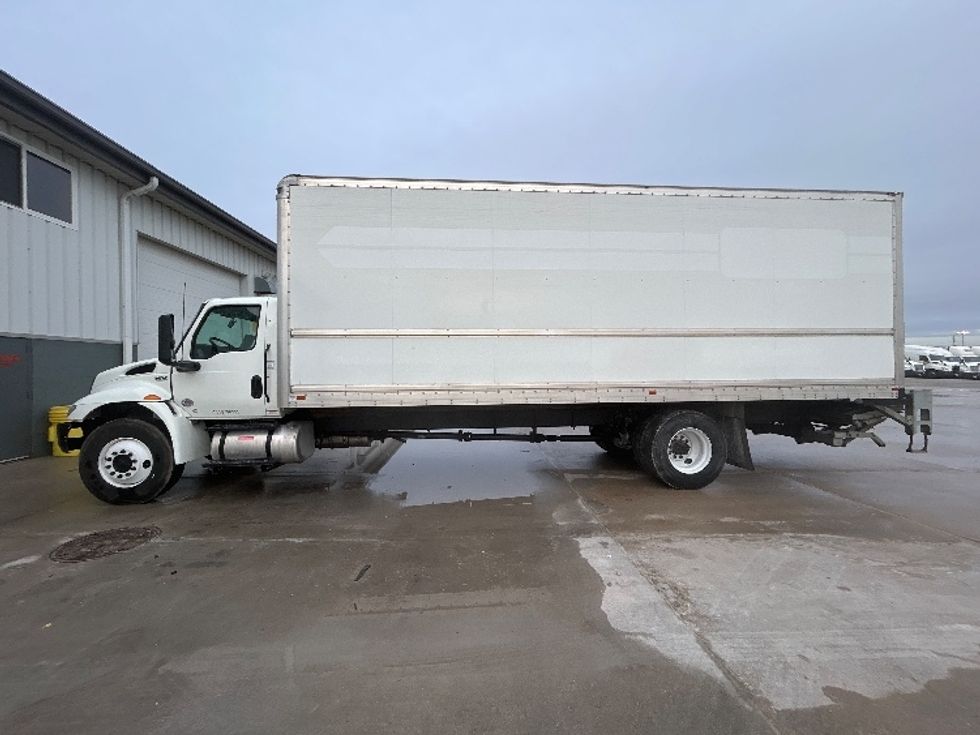 Medium Duty Box Truck-Light and Medium Duty Trucks-International-2022-MV607-Sturtevant-WI-121,901\n\t\tmiles-$ 65,500 - Image 4