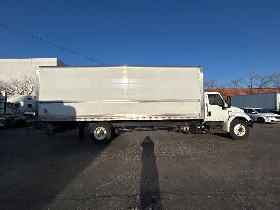 Medium Duty Box Truck-Light and Medium Duty Trucks-International-2022-MV607-Sturtevant-WI-134,090\n\t\tmiles-$ 67,250 - Image 15
