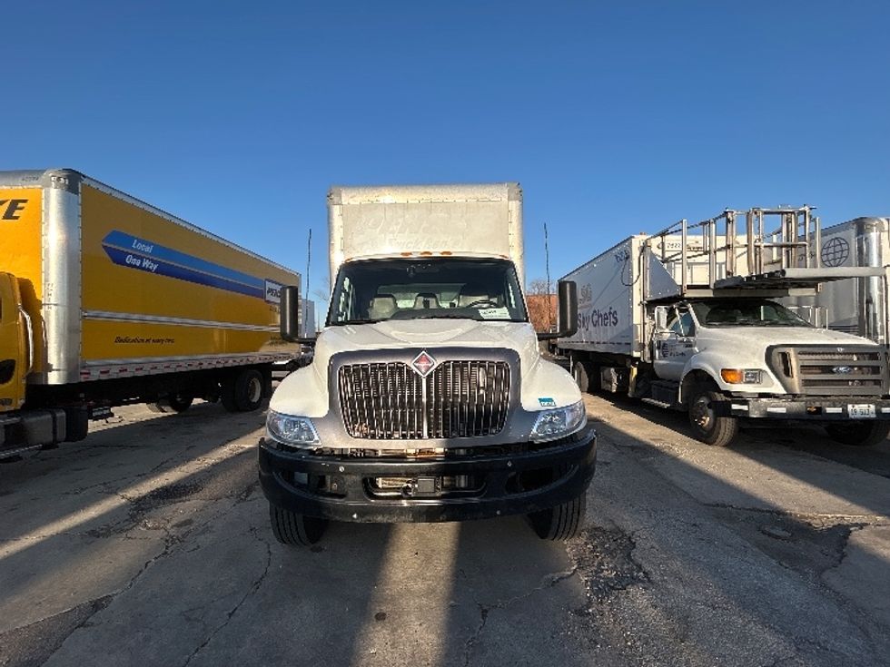 Medium Duty Box Truck-Light and Medium Duty Trucks-International-2022-MV607-Sturtevant-WI-134,090\n\t\tmiles-$ 67,250 - Image 2