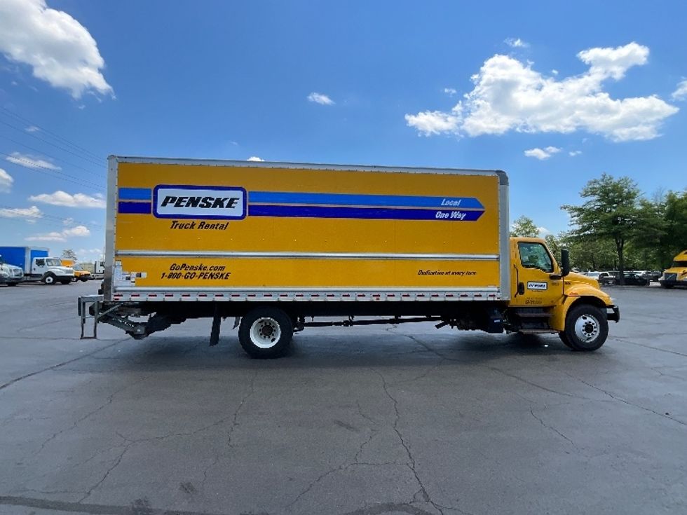 Medium Duty Box Truck-Light and Medium Duty Trucks-International-2022-MV607-Sturtevant-WI-236,423\n\t\tmiles-$ 41,250 - Image 15