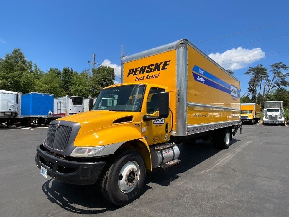 Medium Duty Box Truck-Light and Medium Duty Trucks-International-2022-MV607-Sturtevant-WI-236,423\n\t\tmiles-$ 41,250 - Image 3