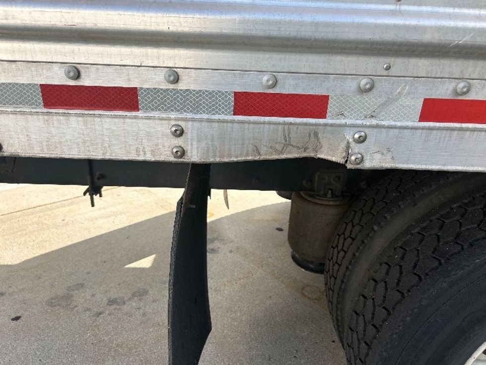 Medium Duty Box Truck-Light and Medium Duty Trucks-International-2022-MV607-Swedesboro-NJ-272,700\n\t\tmiles-$ 32,750 - Image 26