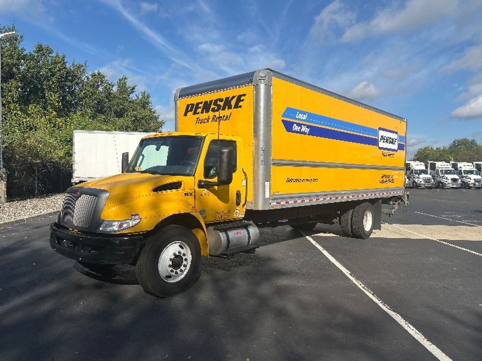 Medium Duty Box Truck-Light and Medium Duty Trucks-International-2022-MV607-Swedesboro-NJ-272,700\n\t\tmiles-$ 32,750 - Image 3