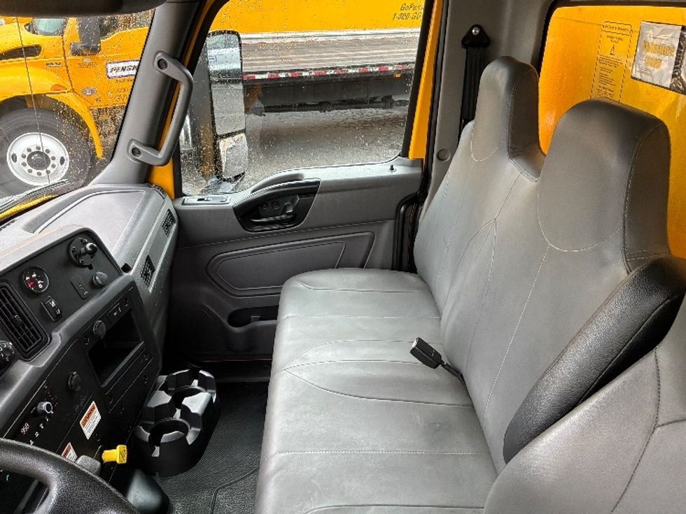 Medium Duty Box Truck-Light and Medium Duty Trucks-International-2022-MV607-Tacoma-WA-201,388\n\t\tmiles-$ 43,250 - Image 19