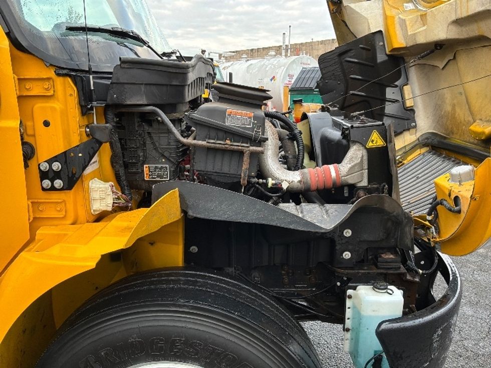Medium Duty Box Truck-Light and Medium Duty Trucks-International-2022-MV607-Tacoma-WA-201,388\n\t\tmiles-$ 43,250 - Image 23