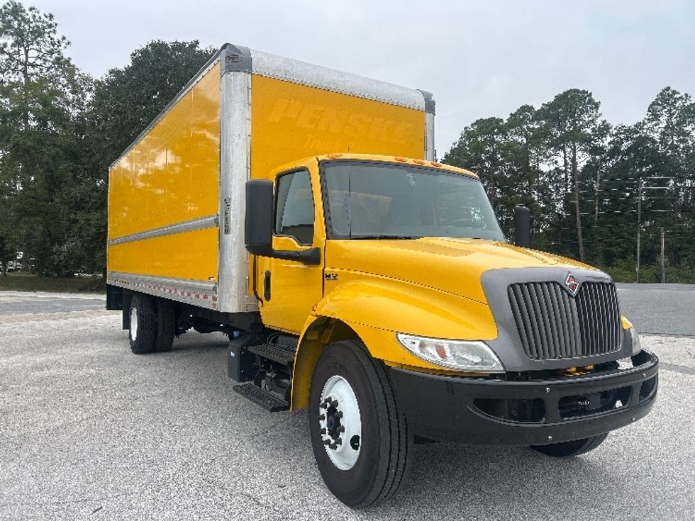 Medium Duty Box Truck-Light and Medium Duty Trucks-International-2022-MV607-Tallahassee-FL-263,468\n\t\tmiles-$ 33,500 - Image 1