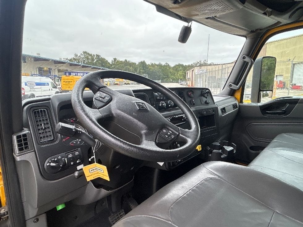 Medium Duty Box Truck-Light and Medium Duty Trucks-International-2022-MV607-Tallahassee-FL-263,468\n\t\tmiles-$ 33,500 - Image 17