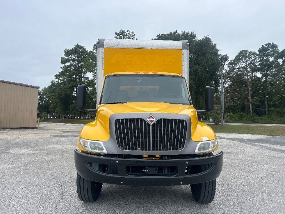 Medium Duty Box Truck-Light and Medium Duty Trucks-International-2022-MV607-Tallahassee-FL-263,468\n\t\tmiles-$ 33,500 - Image 2