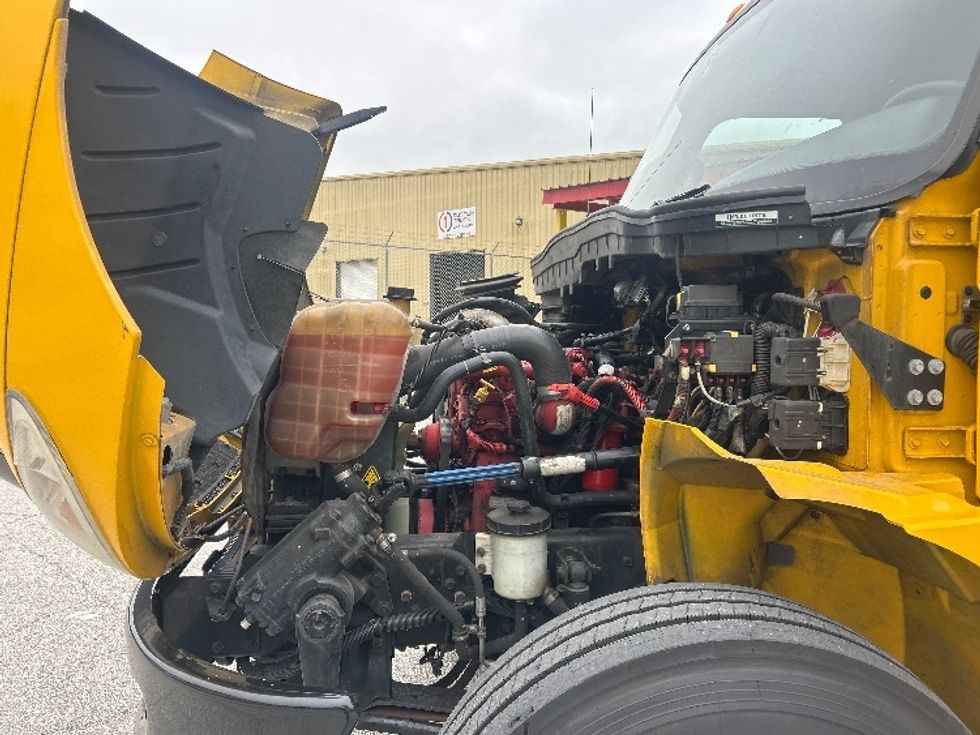 Medium Duty Box Truck-Light and Medium Duty Trucks-International-2022-MV607-Tallahassee-FL-263,468\n\t\tmiles-$ 33,500 - Image 24