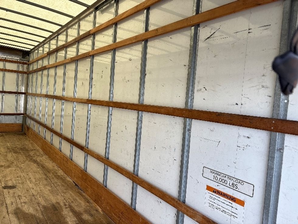 Medium Duty Box Truck-Light and Medium Duty Trucks-International-2022-MV607-Tampa-FL-209,555\n\t\tmiles-$ 45,750 - Image 12