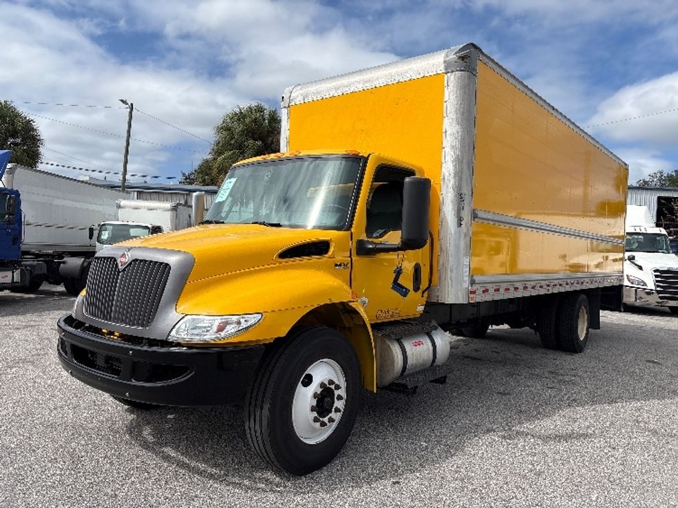Medium Duty Box Truck-Light and Medium Duty Trucks-International-2022-MV607-Tampa-FL-209,555\n\t\tmiles-$ 45,750 - Image 3