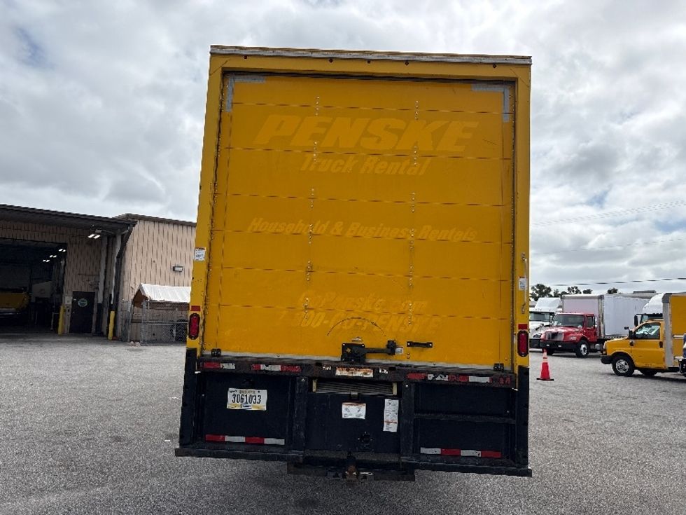 Medium Duty Box Truck-Light and Medium Duty Trucks-International-2022-MV607-Tampa-FL-209,555\n\t\tmiles-$ 45,750 - Image 7