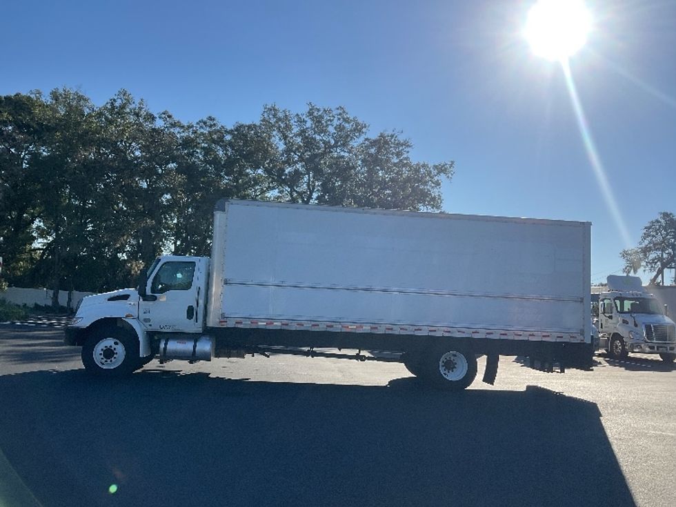 Medium Duty Box Truck-Light and Medium Duty Trucks-International-2022-MV607-Tampa-FL-213,991\n\t\tmiles-$ 47,500 - Image 4