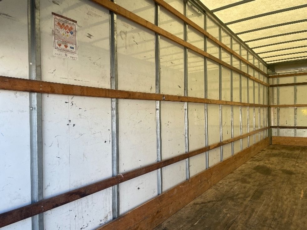 Medium Duty Box Truck-Light and Medium Duty Trucks-International-2022-MV607-Tampa-FL-222,193\n\t\tmiles-$ 40,500 - Image 11