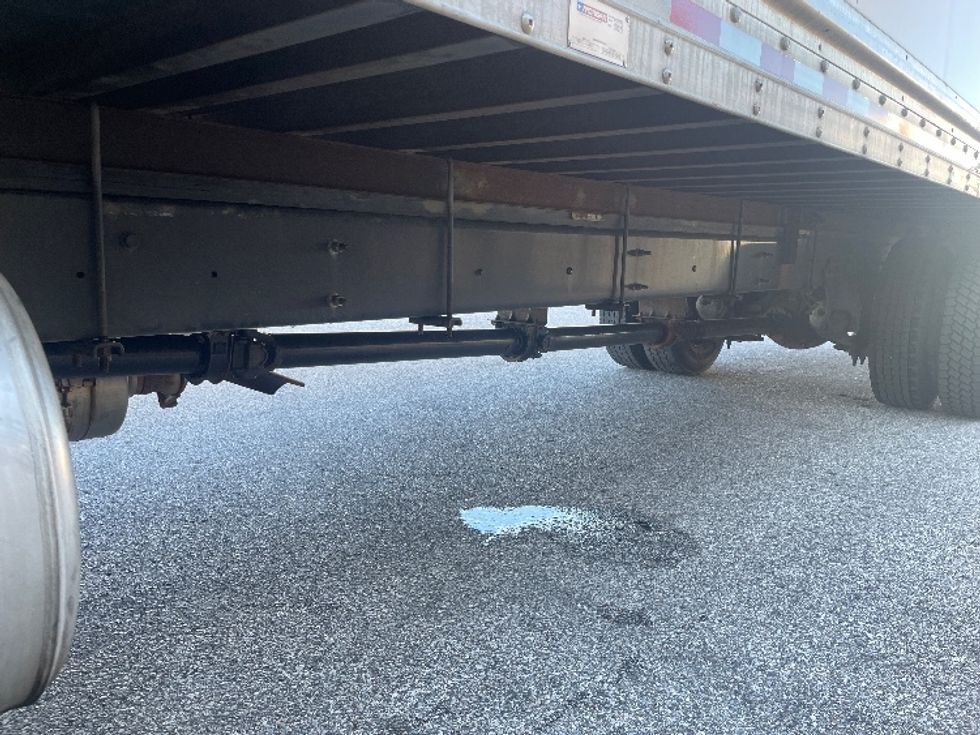 Medium Duty Box Truck-Light and Medium Duty Trucks-International-2022-MV607-Tampa-FL-222,193\n\t\tmiles-$ 40,500 - Image 5