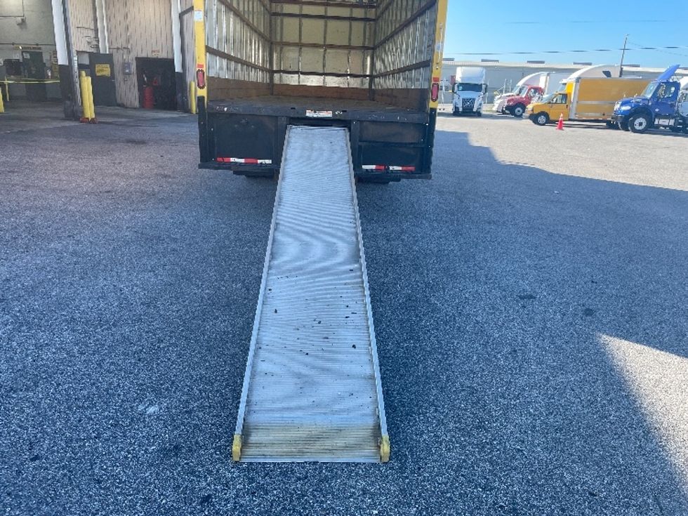 Medium Duty Box Truck-Light and Medium Duty Trucks-International-2022-MV607-Tampa-FL-222,193\n\t\tmiles-$ 40,500 - Image 9