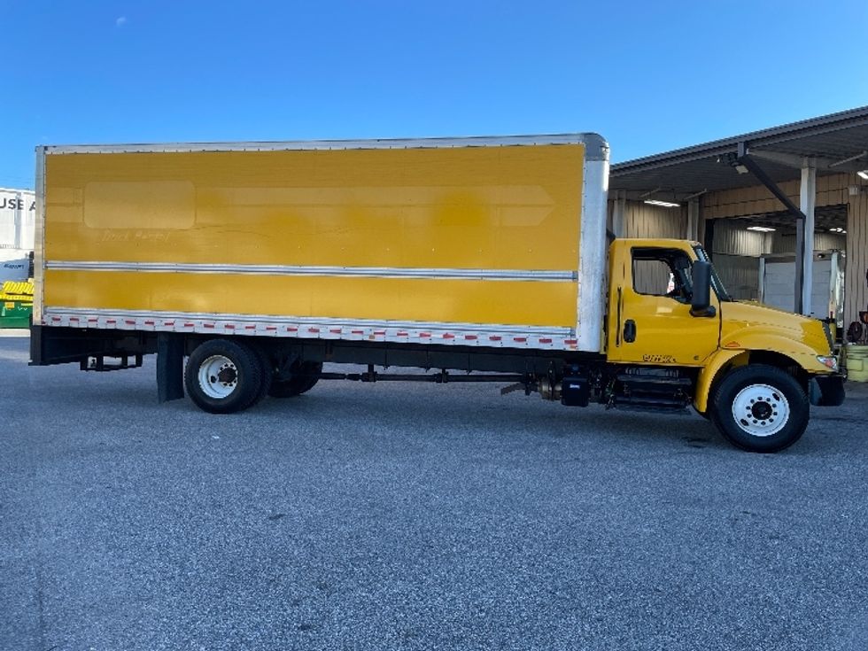 Medium Duty Box Truck-Light and Medium Duty Trucks-International-2022-MV607-Tampa-FL-225,306\n\t\tmiles-$ 40,000 - Image 15