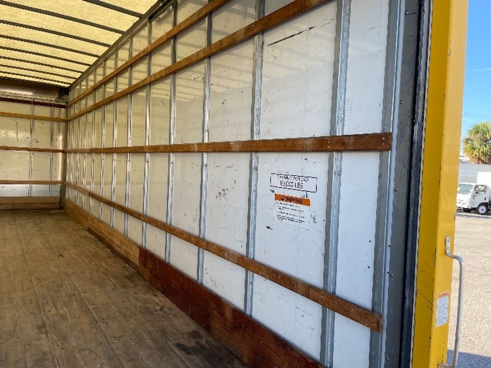 Medium Duty Box Truck-Light and Medium Duty Trucks-International-2022-MV607-Tampa-FL-229,319\n\t\tmiles-$ 39,250 - Image 12