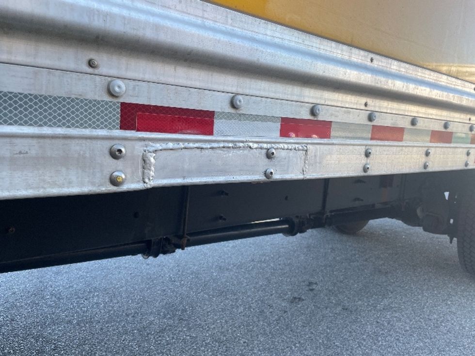 Medium Duty Box Truck-Light and Medium Duty Trucks-International-2022-MV607-Tampa-FL-229,319\n\t\tmiles-$ 39,250 - Image 25