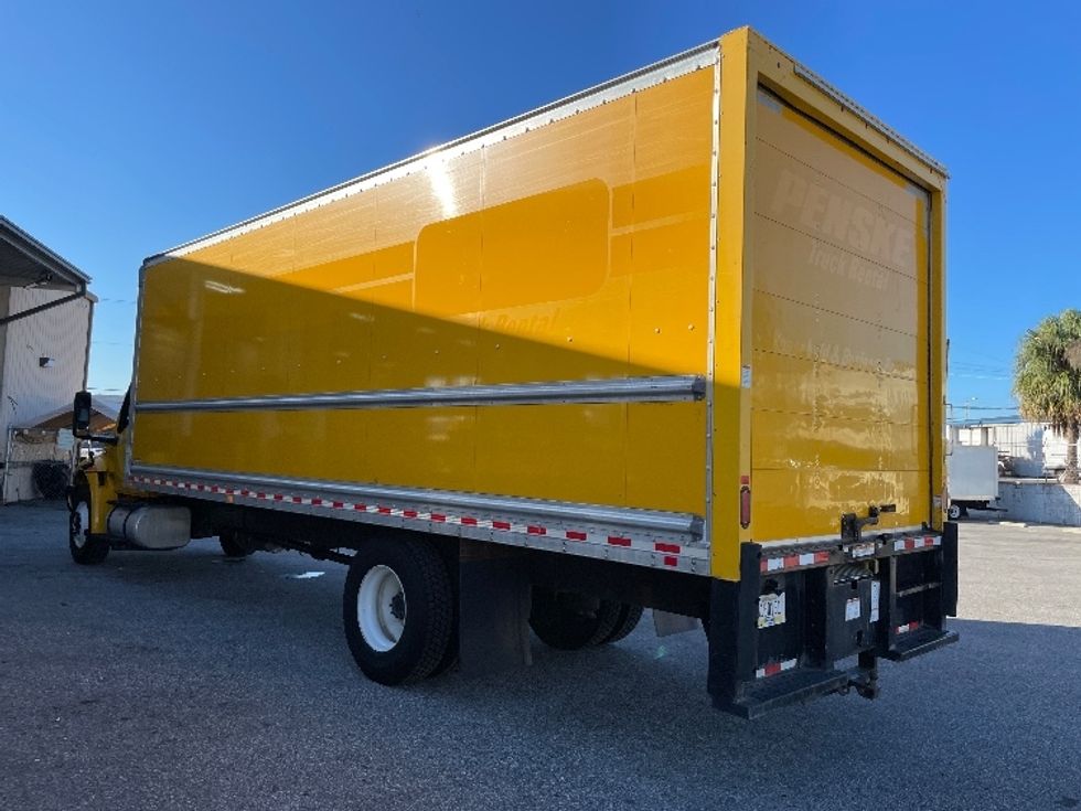 Medium Duty Box Truck-Light and Medium Duty Trucks-International-2022-MV607-Tampa-FL-229,319\n\t\tmiles-$ 39,250 - Image 6