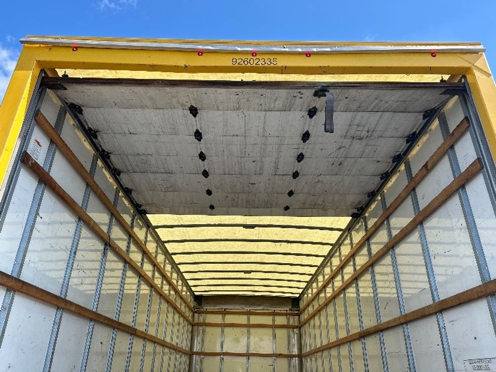 Medium Duty Box Truck-Light and Medium Duty Trucks-International-2022-MV607-Tampa-FL-235,767\n\t\tmiles-$ 40,000 - Image 25
