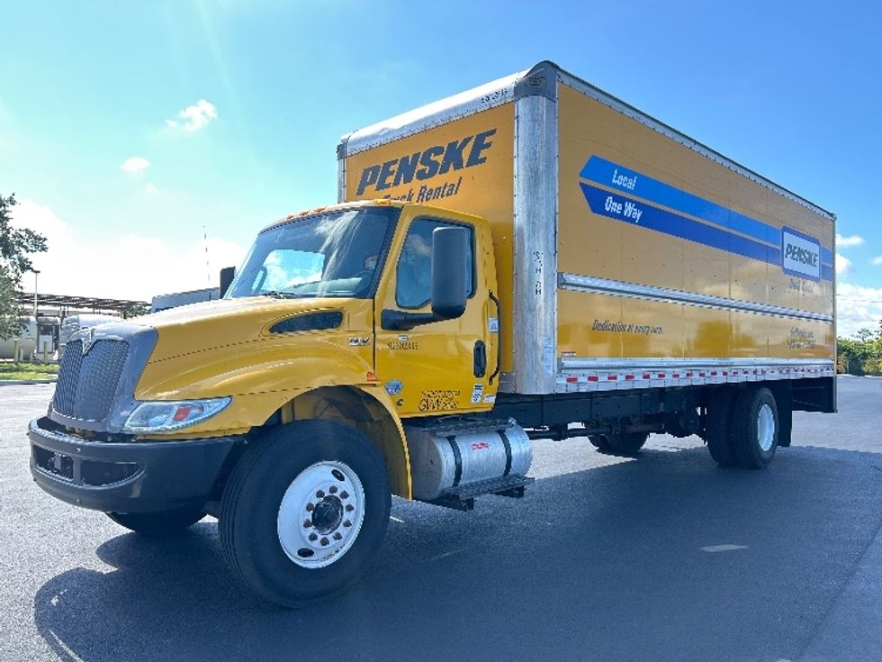 Medium Duty Box Truck-Light and Medium Duty Trucks-International-2022-MV607-Tampa-FL-235,767\n\t\tmiles-$ 40,000 - Image 3