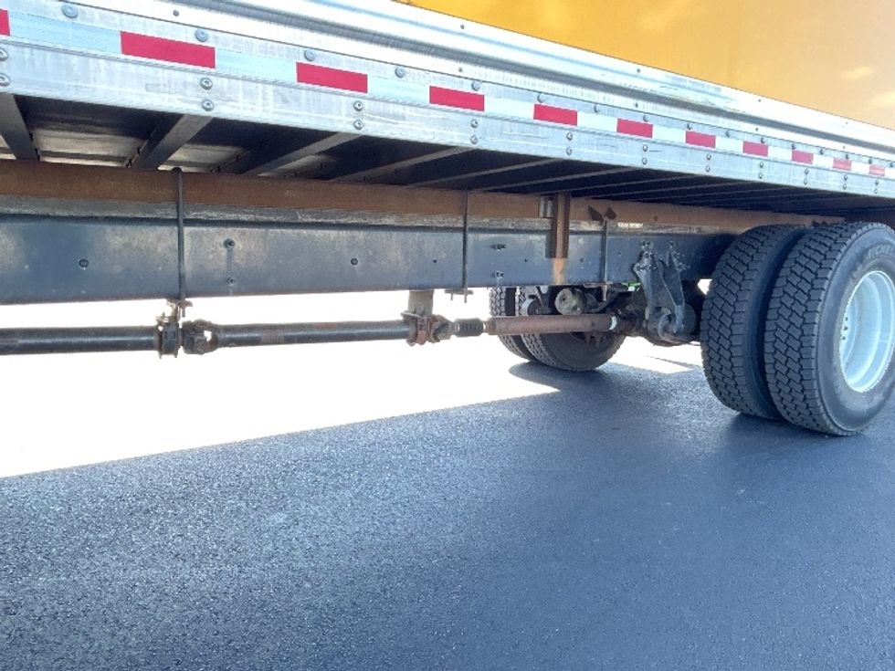 Medium Duty Box Truck-Light and Medium Duty Trucks-International-2022-MV607-Tampa-FL-235,767\n\t\tmiles-$ 40,000 - Image 5