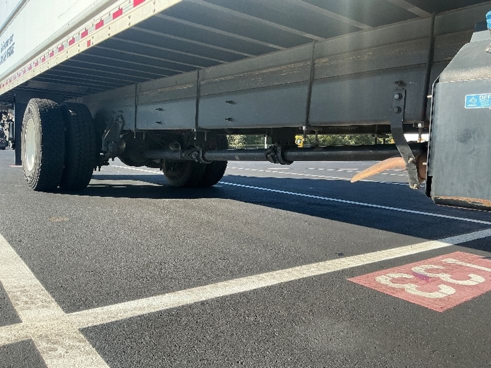 Medium Duty Box Truck-Light and Medium Duty Trucks-International-2022-MV607-Tampa-FL-238,012\n\t\tmiles-$ 46,750 - Image 14