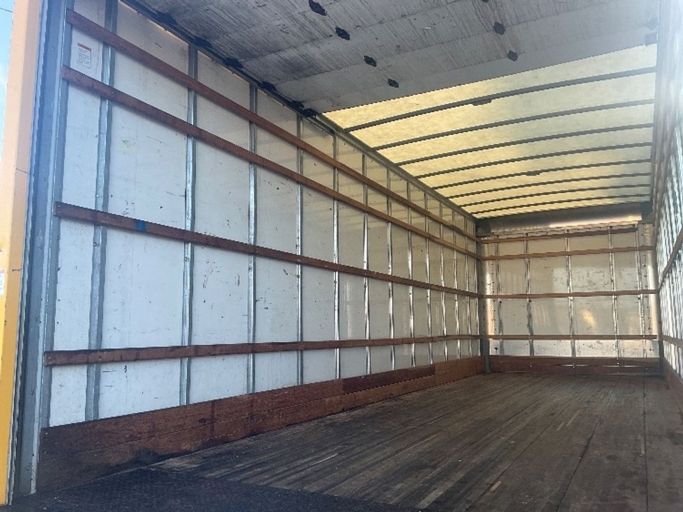 Medium Duty Box Truck-Light and Medium Duty Trucks-International-2022-MV607-Tampa-FL-244,763\n\t\tmiles-$ 39,750 - Image 11