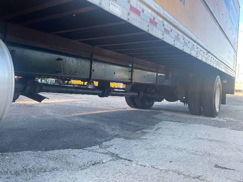 Medium Duty Box Truck-Light and Medium Duty Trucks-International-2022-MV607-Tampa-FL-244,763\n\t\tmiles-$ 39,750 - Image 5