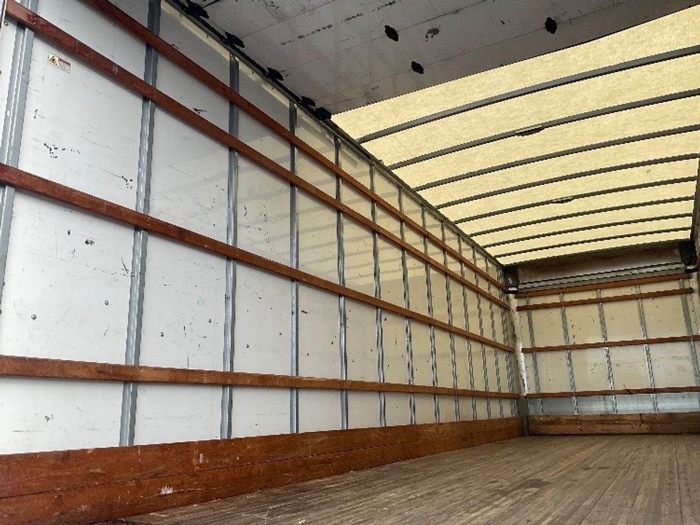 Medium Duty Box Truck-Light and Medium Duty Trucks-International-2022-MV607-Tampa-FL-299,842\n\t\tmiles-$ 32,500 - Image 11