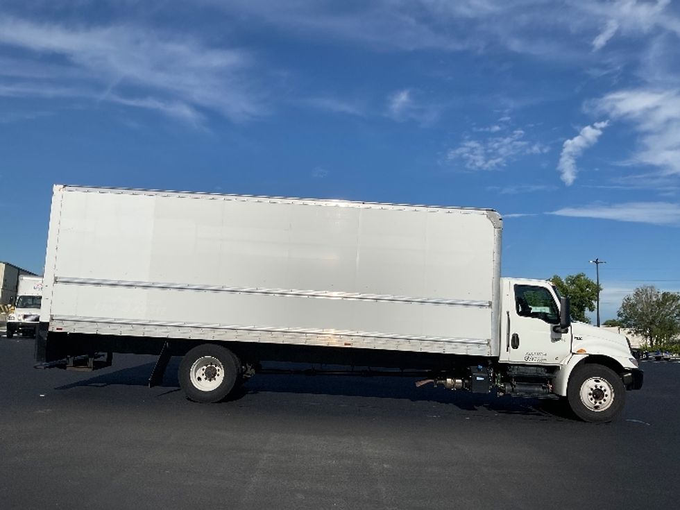 Medium Duty Box Truck-Light and Medium Duty Trucks-International-2022-MV607-Tampa-FL-299,842\n\t\tmiles-$ 32,500 - Image 15