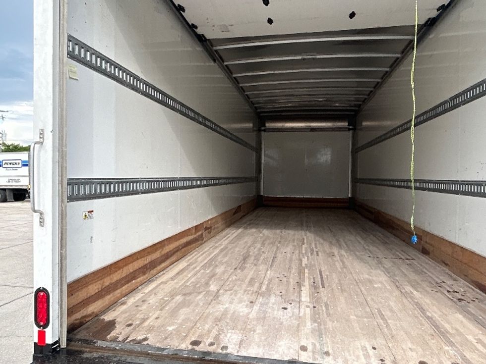 Medium Duty Box Truck-Light and Medium Duty Trucks-International-2022-MV607-Tampa-FL-56,919\n\t\tmiles-$ 66,000 - Image 11