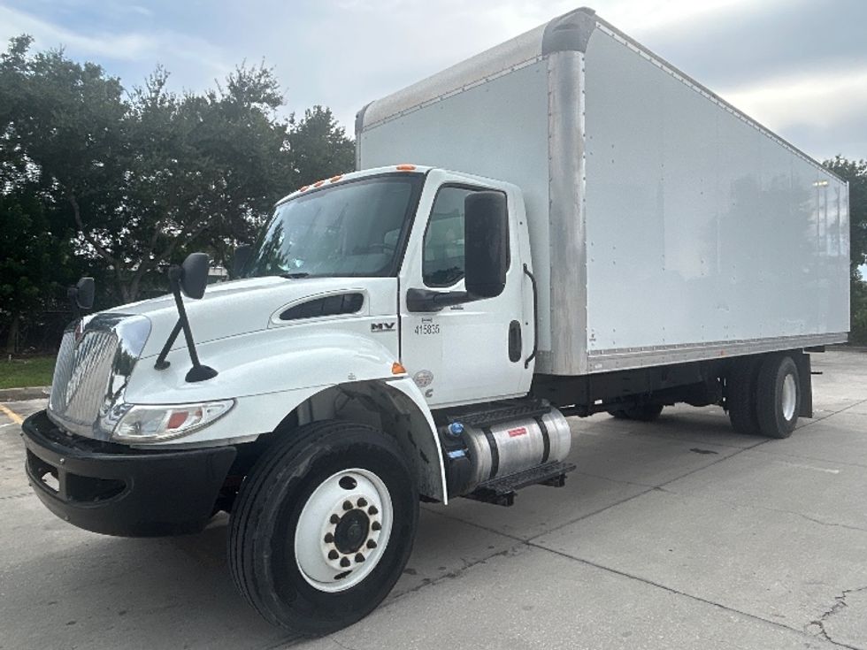Medium Duty Box Truck-Light and Medium Duty Trucks-International-2022-MV607-Tampa-FL-56,919\n\t\tmiles-$ 66,000 - Image 3