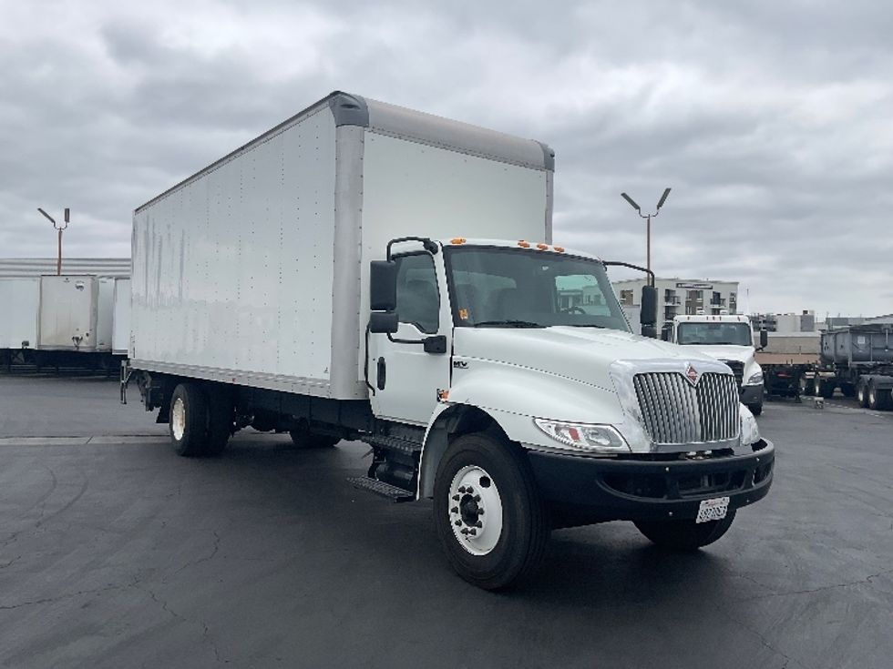 Medium Duty Box Truck-Light and Medium Duty Trucks-International-2022-MV607-Torrance-CA-143,055\n\t\tmiles-$ 70,500 - Image 1