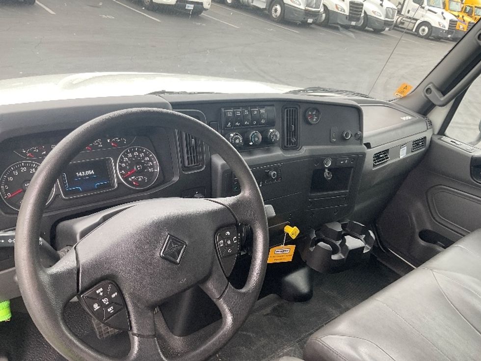 Medium Duty Box Truck-Light and Medium Duty Trucks-International-2022-MV607-Torrance-CA-143,055\n\t\tmiles-$ 70,500 - Image 17